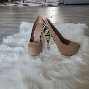 Liliana platform pump